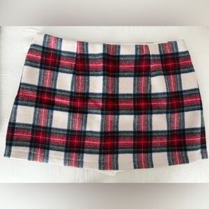 Abercrombie & Fitch White Mini Shorts